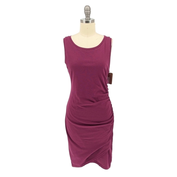 Leith Dresses & Skirts - 00582 Leith Ruched Bodycon Tank Dress Red M casual preppy summer stretch